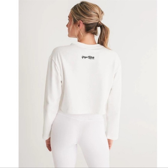 Yoga Bitch Elevate Crop Pullover Sweatshirt w/logo detail NWT - Picture 3 of 7